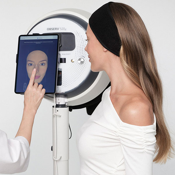 Digitale Hautanalyse mit OBSERV® bei Joust Medical Cosmetic in Ludwigsburg